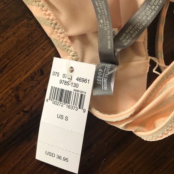 NWT Aerie swim top - Picture 5 of 5